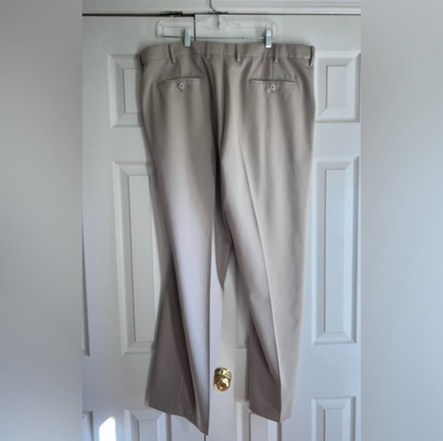 Saddlebred Men's Khaki Flat Front Chino Pants w/ Comfort Waist - 42 x 32 - EUC - Picture 11 of 11