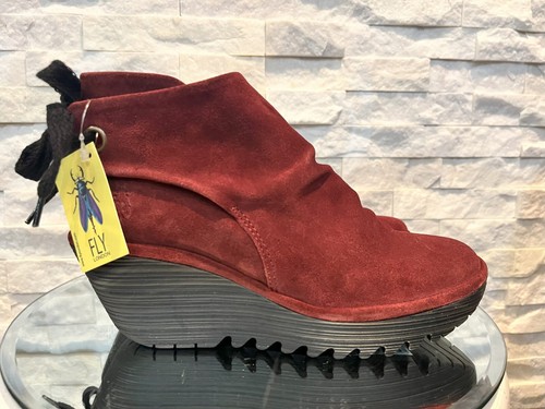 NIB Women's FLY LONDON YEBI788FLY Oil Suede Wedge Booties Size 39 (8-8.5) - Picture 13 of 20