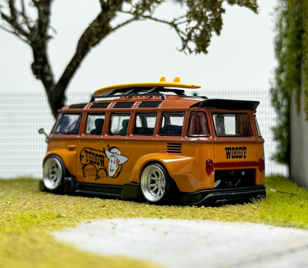 ミニカー 4R-711 LMLF Model 1/64 VW T1 RWB BUS ミニカー 4R-711 LMLF Model 1/64 VW T1 RWB BUS