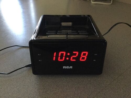 Radio-horloge RCA RC127I pour charger iPhone et iPod - Photo 1/6