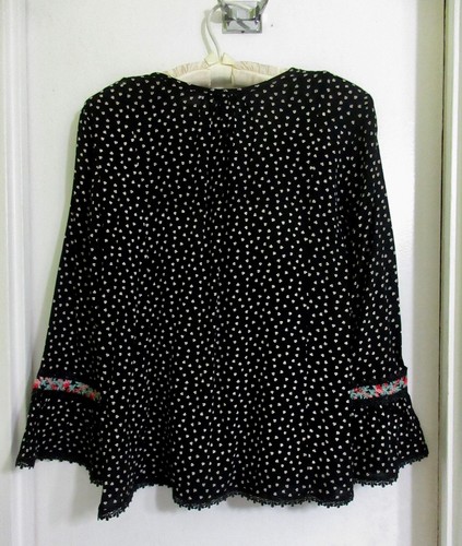 NWT Love Sam Peasant Blouse Top S Wildflower Ditsy Print Black White $248 - Picture 4 of 12