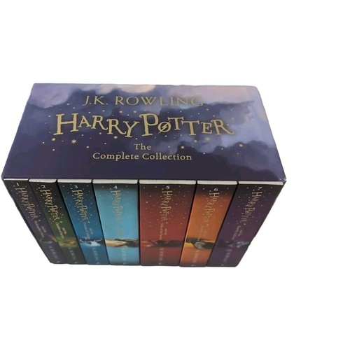 Harry Potter 7 Books Complete Collection Box Gift Set by J.K. Rowling (Like New) - Picture 1 of 17