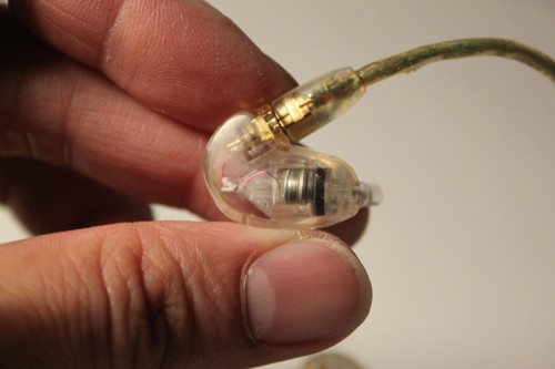 Shure SE215 Wired Headphone - Clear - Picture 7 of 7