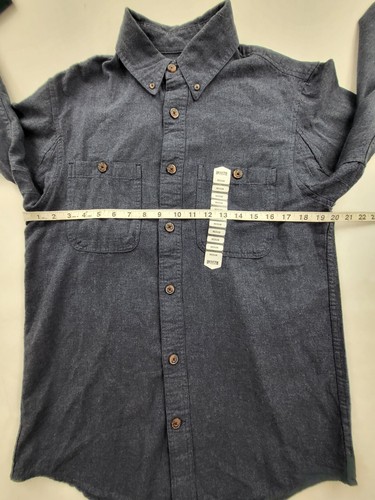 Duluth Trading Blue Free Swinging Flannel Button Down Shirt Size Med NWT - Picture 6 of 8