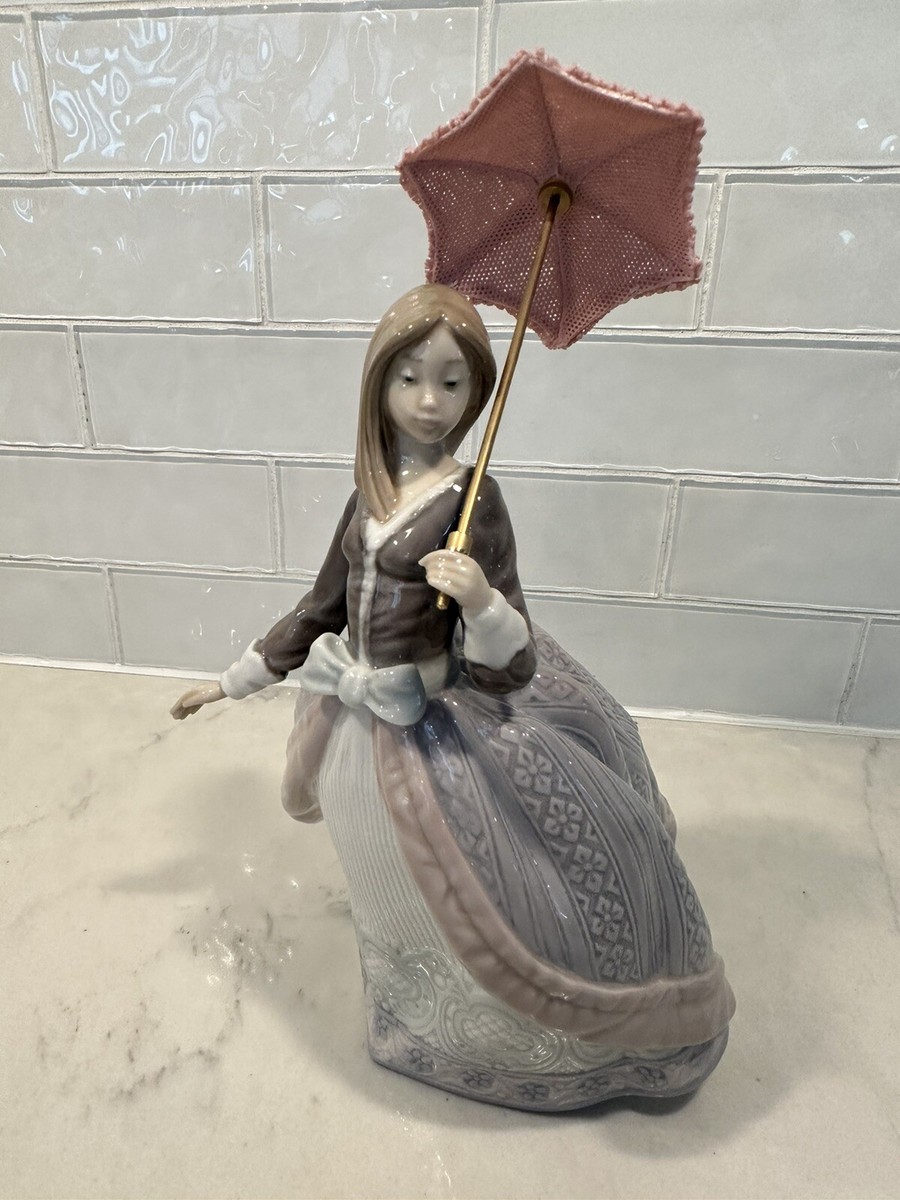 Lladro#5211 Angela Lady with Parasol - Retired Excellent