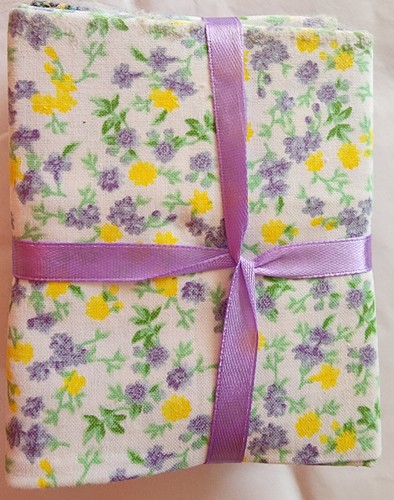 FAT QUARTER BUNDLE - Ditsy Flowers Lavender Fabrics by Create It. 5 fabrics - Picture 3 of 3
