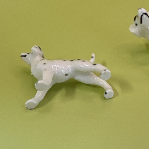 Vintage dalmatian Family Of Three Handpainted Bone China. - Picture 12 of 19