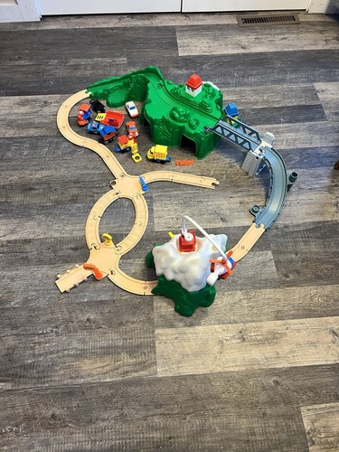 Vintage Fisher Price Flip Track Mountain Original Box Missing Some Pieces - Picture 2 of 18