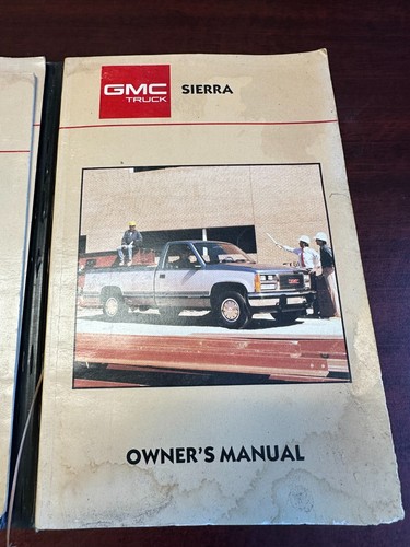 🐼 1988 GMC Sierra Owners Manual Maintance Schedule With Case - Bild 3 von 8