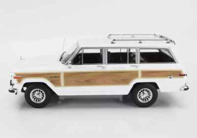 KK SCALE MODELS 1989 Jeep Grand Wagoneer White 1:18*Brand