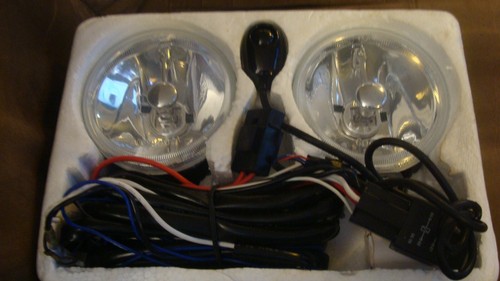 classic fog lights universal with hardware and wires accessories readdescription - Picture 12 of 13