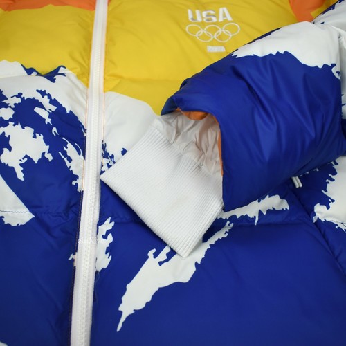 Neu mit Etikett Kith x Team USA Olympia Mountain Print gefütterte Daunenjacke Herren M AUTHENTISCH - Bild 10 von 12