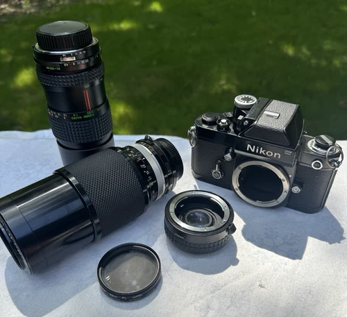 Nikon F2S 35mm Film Camera w/ nikkor Auto 80 ~ 200mm w/ 4 other Lense accesories