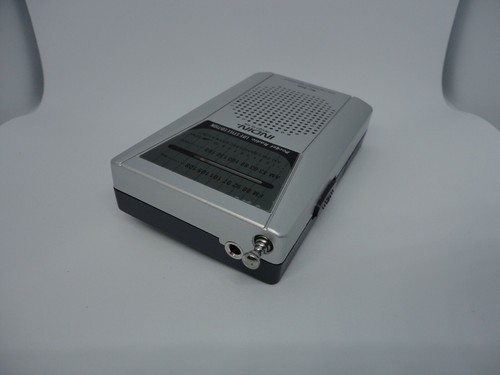Portable Pocket Mini Radio Antenna Emergency Receiver 2 Band AM FM Earphone Jack - Picture 3 of 11