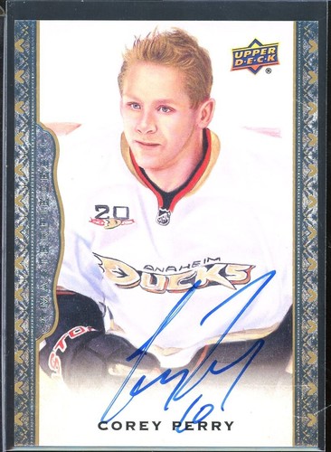2014-15 UD Masterpieces Autographs #1 Corey Perry