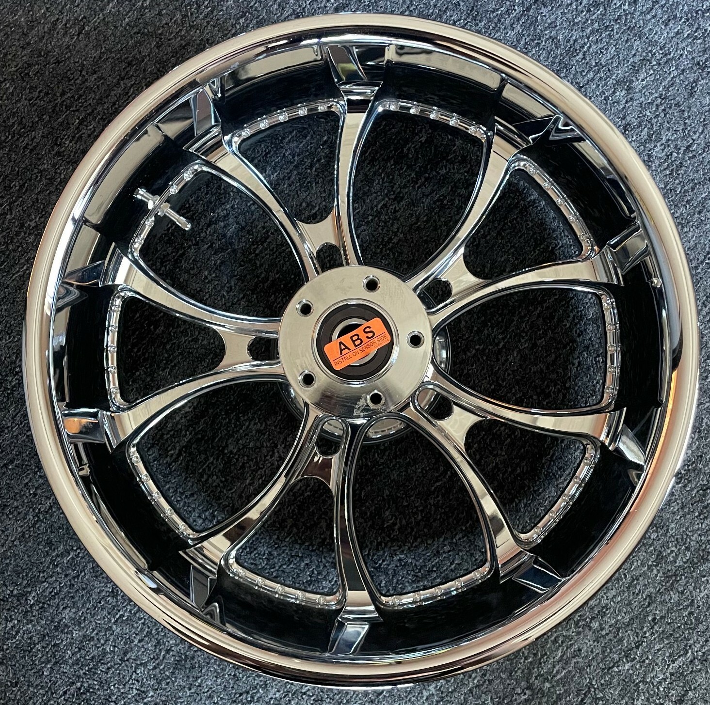 Picture 1 of 2