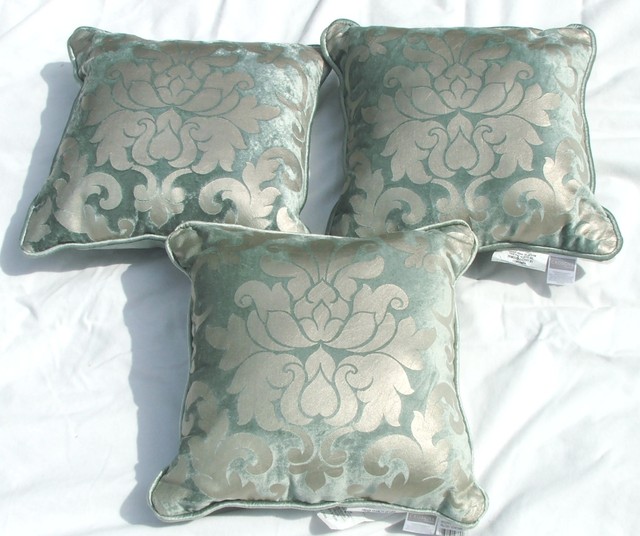Croscill Home Splendid Fashion Pillow 14 X Seafoam Green Decorative Croscill Home Splendid Fashion Pillow 14 X Seafoam Green Decorative
