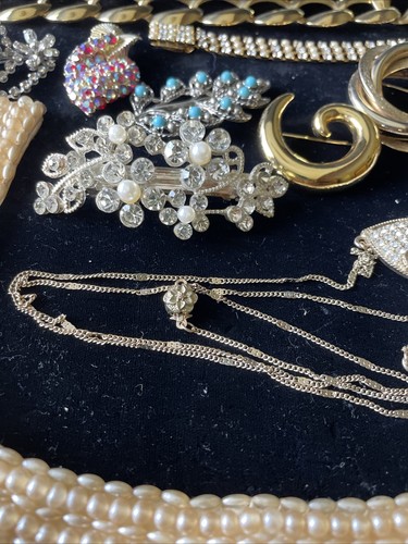 Vintage Schmuck Konvolut Musi Strass Kunstperlen Halsband Brosche Halskette #6211 - Bild 11 von 12