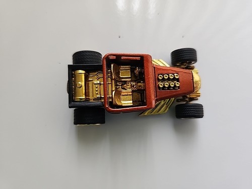 HOT WHEELS LARRY'S GARAGE BONE SHAKER Flat Black Copper & Gold SKULL 2008 - Picture 6 of 6