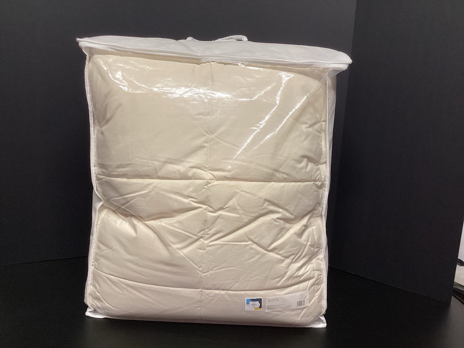 The Company Store Wool Filled All Season Ivory King Comforter W/Gold Flakes New