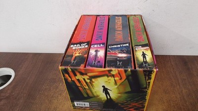 			Stephen King Classic Collection: The Shining / Bag of Bones / Chr		