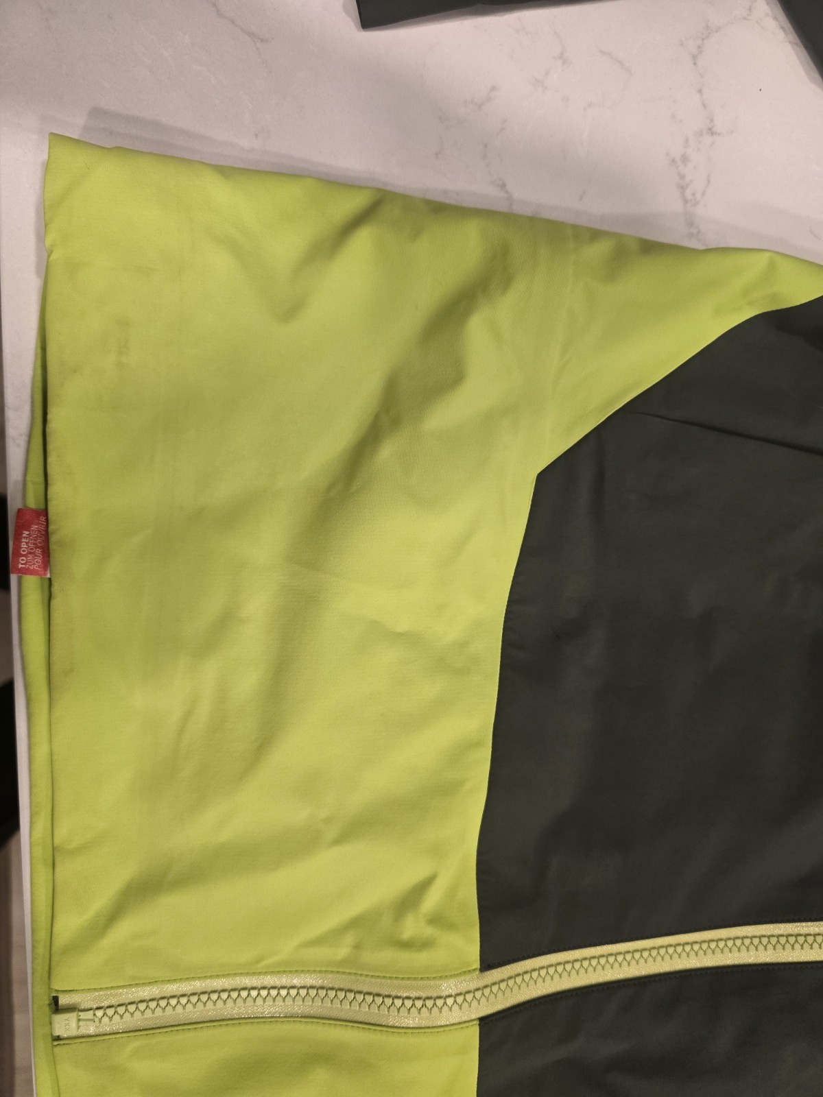 Arc'teryx Sentinel LT Women's Ski Jacket Gray Yellow M Hooded Waterproof thumbnail 9