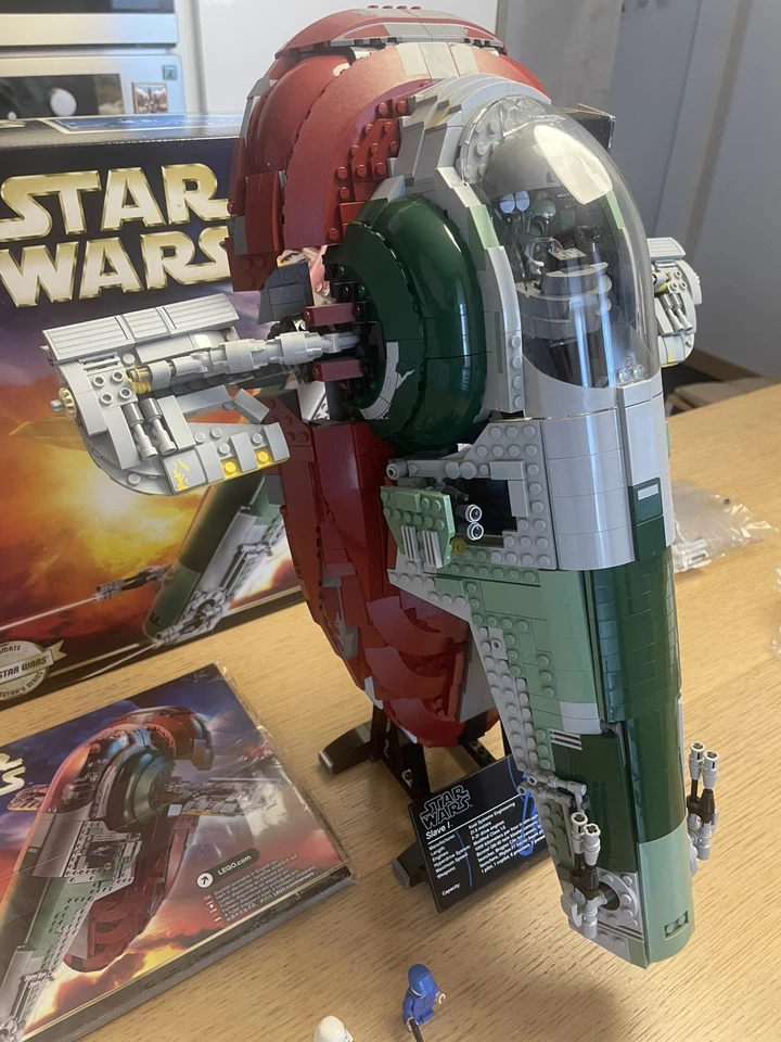 LEGO Star Wars 75060 Slave I, foto 2 di 5