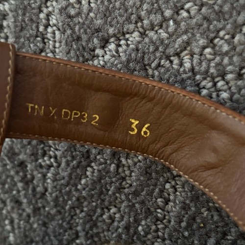 Valentino Garavani Roman Stud Leather Slide Sandals Tan Brown Flat Mule Size 36 - Picture 14 of 14