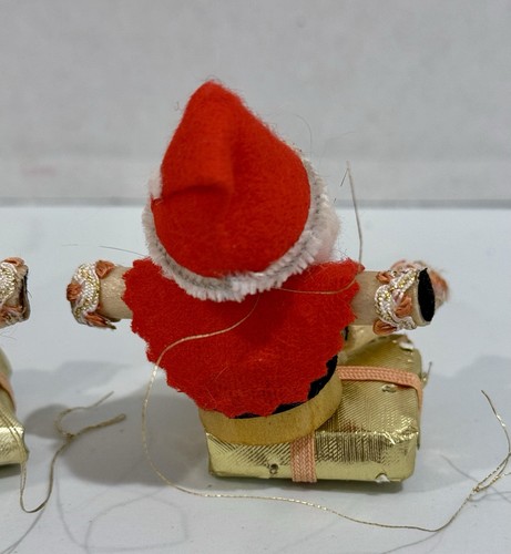 3 Vintage gesponnene Baumwolle Weihnachtsmann auf Geschenkboxen Mini Figuren Made in Japan - 2,5" - Bild 10 von 13