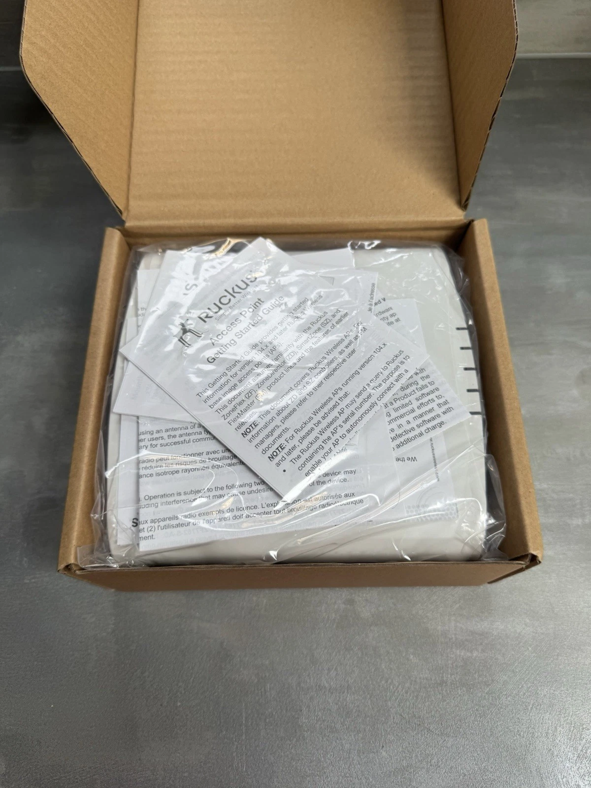 Ruckus R510 Unleashed WiFi Access Point 802.11ac Wave 2 PoE 901-R510-WW00 New 3