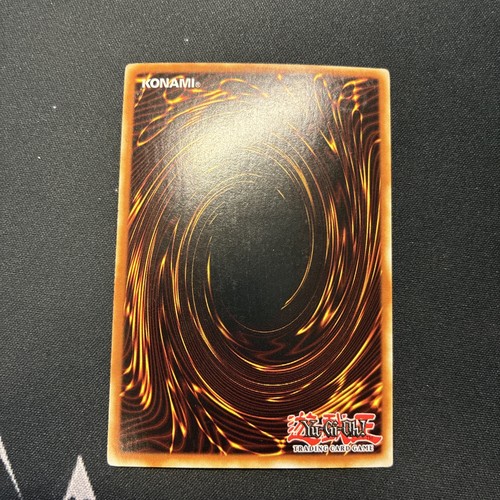 YuGiOh Light and Darkness Dragon YG01-EN001 Secret Rare Limited Edition T1 - Picture 8 of 13