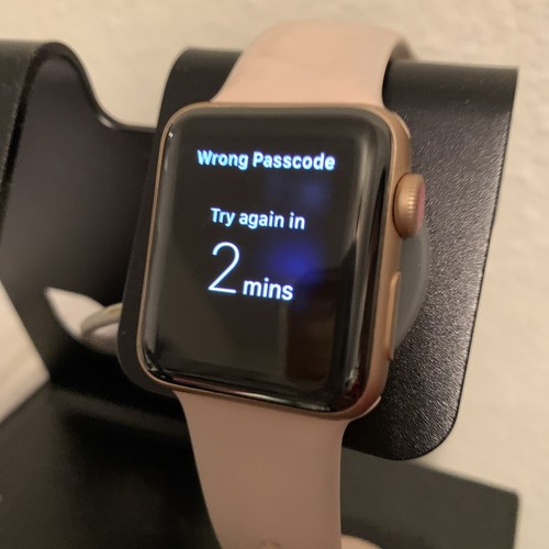 Apple Watch Series 3 - 38mm Rose Gold (GPS+ WIFI + Cellular LTE) Works For Parts - Zdjęcie 10 z 10