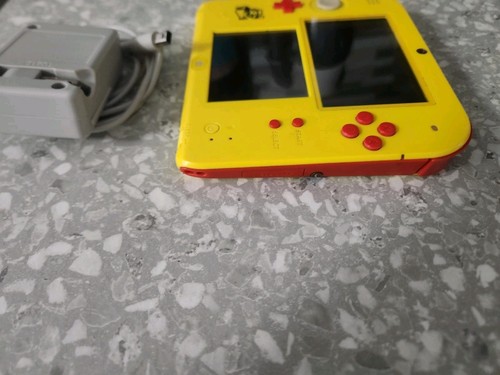 Nintendo 2DS Super Mario Maker  - Picture 8 of 9