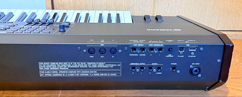 Yamaha S70XS Sintetizador 76 Teclas Estación de Trabajo Teclado Teclas Ponderadas - Imagen 9 de 9