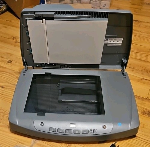 HP ScanJet 7650 Flatbed Scanner Photo Negative And Form Feed Attachments  - Picture 4 of 4