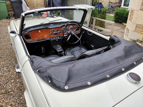 Triumph Tr4a Irs 1966 - Picture 5 of 17