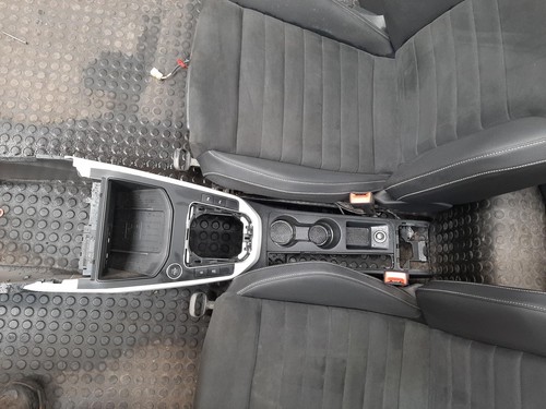 2021 SEAT ARONA Mk1 Front & Rear Seats Interior + Door Cards - Picture 9 of 12
