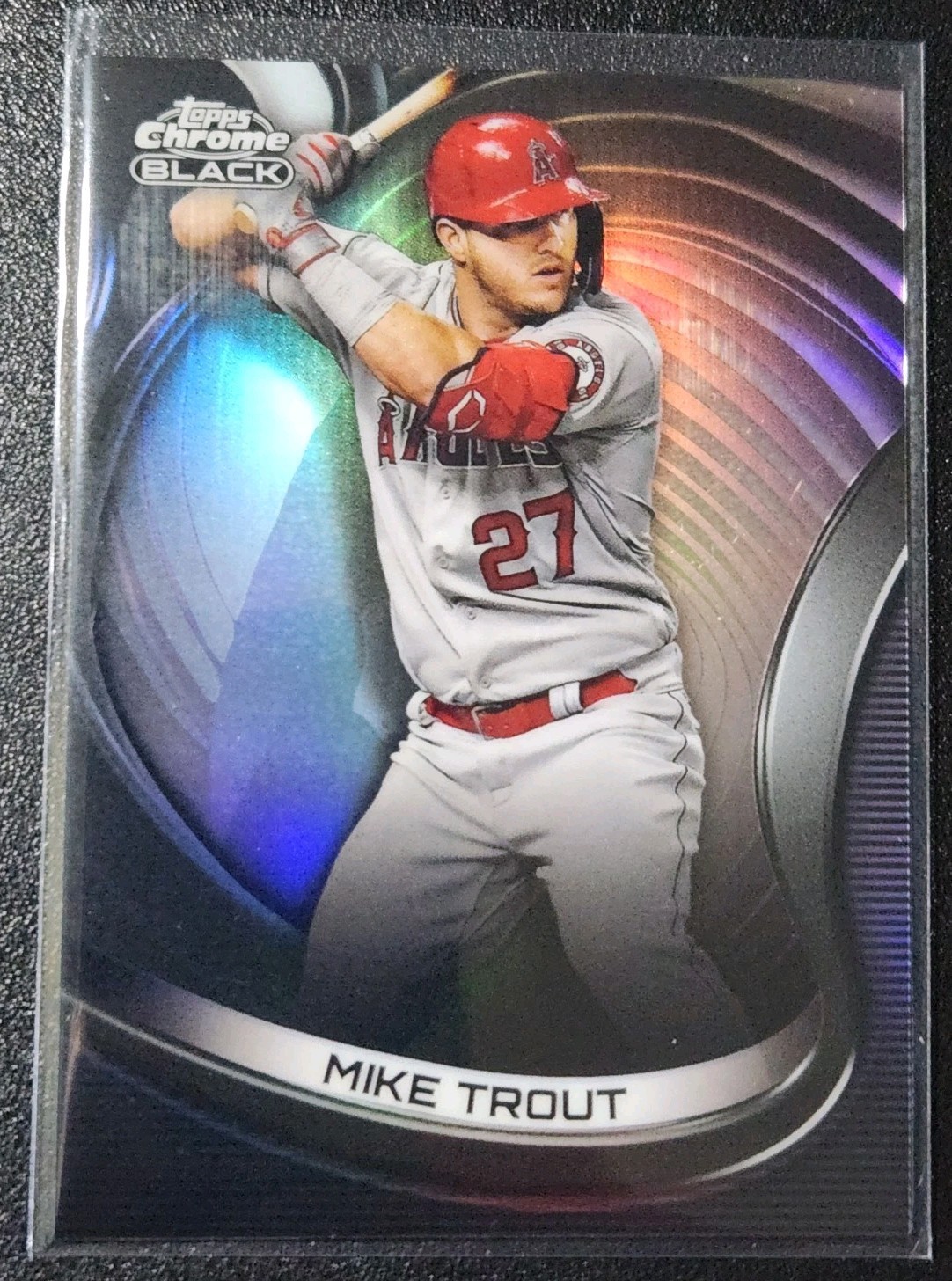 2022 Topps Chrome Black #4 Mike Trout Refractor /199 Los Angeles Angels