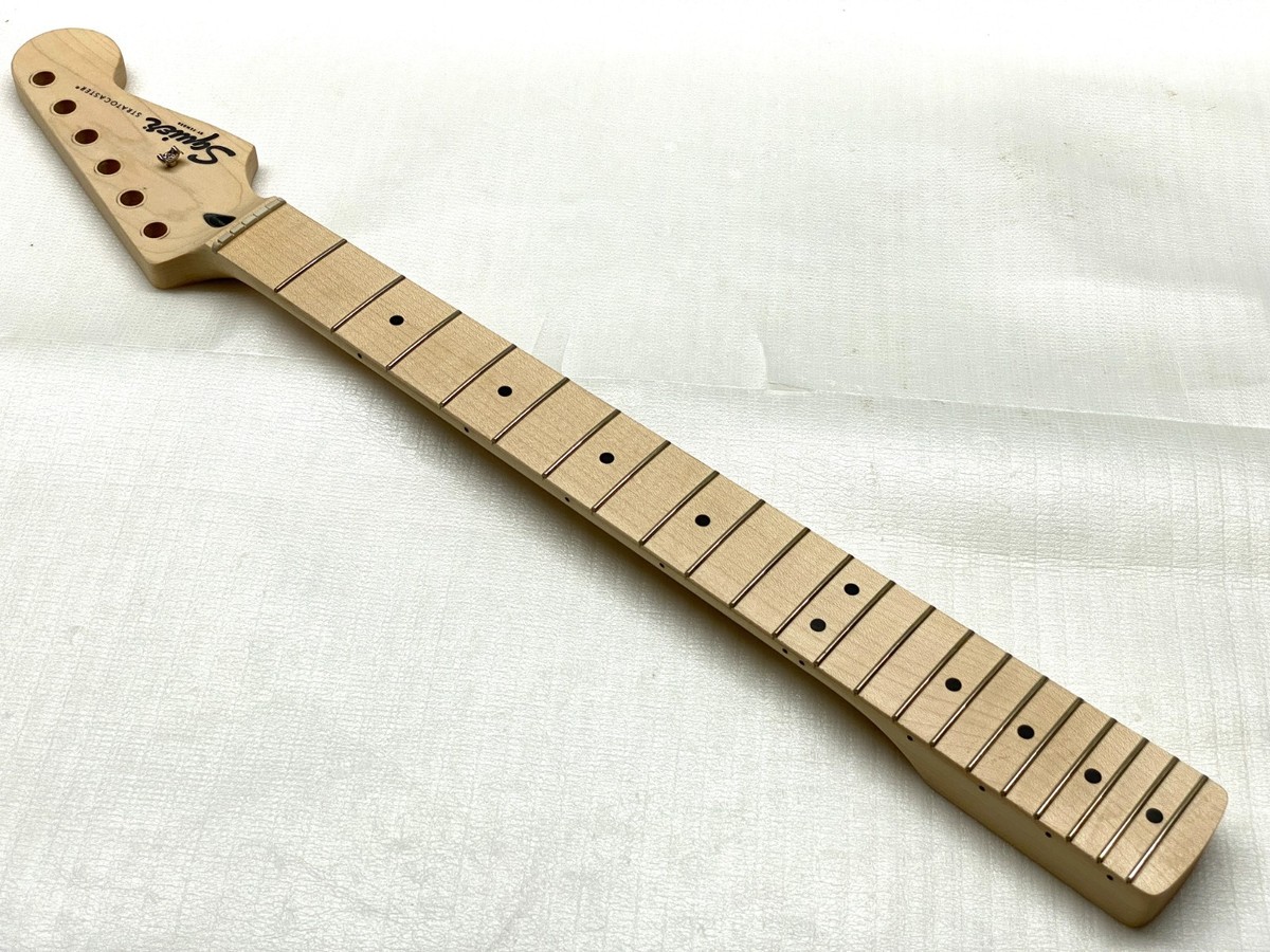 ギター fender squier strat neck THREE Genuine Fender Squier STRAT NECK Maple / Laurel