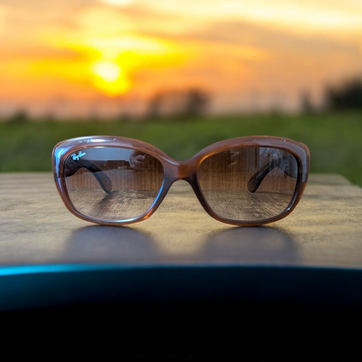 レイバン RayBan JACKIE OHH RB4101 717/51 VINTAGE RAY BAN RB 4101 JACKIE OHH 717/51 SUNGLASSES MADE IN