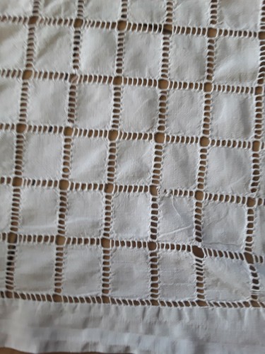 broderie jours MAIN coton 72x72cm@OLD - Imagen 2 de 3