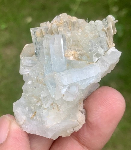 Colección 269 quilates aguamarina con muestra de racimo de mica. - Imagen 1 de 16