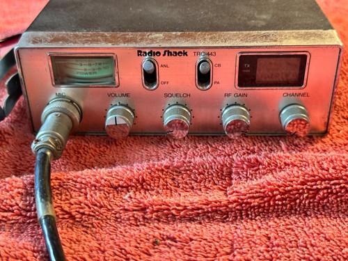 RADIO SHACK CB Radio Model 21-1571 TRC-443 Czarne Vintage - Zdjęcie 2 z 8