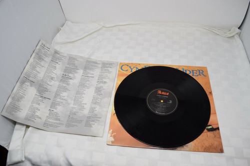 Cyndi Lauper- True Colors, Portrait R40313, VG - Picture 5 of 6