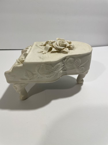 Caja de Música De Colección Piano Color Marfil Bisque Porcelana con Rosas - Imagen 2 de 6