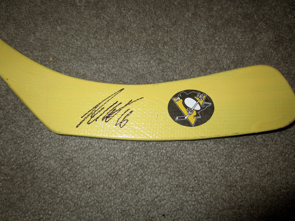 Palo de hockey BRANDON SUTTER Pittsburgh Penguins logotipo autografiado FIRMADO con certificado de autenticidad Foto 2 de 4