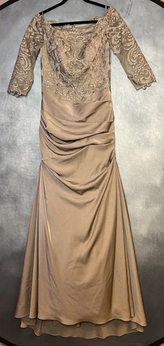 La Femme Women Sz 4 Off the Shoulder Ruched Satin Trumpet Gown Dress Retail $619 - Picture 23 of 24