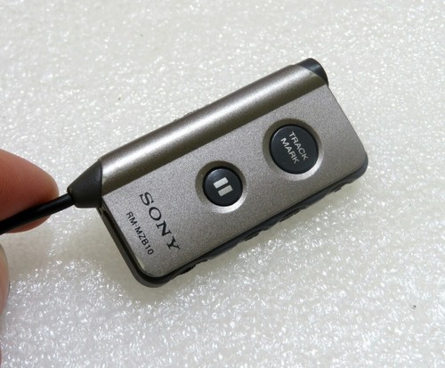 Sony MD  Walkman Remote Control RM-MZB10 For MZ-B100 Portable MD Minidisc Player - Afbeelding 1 van 4