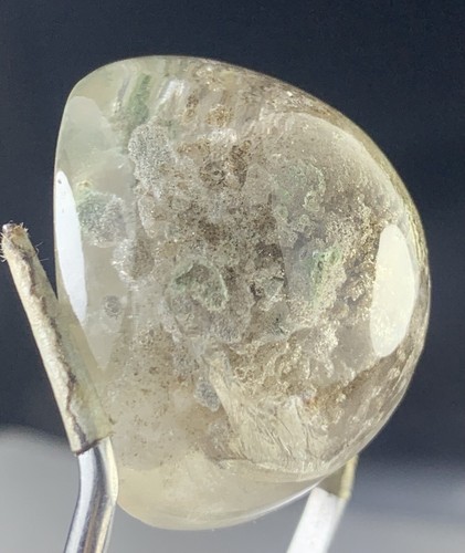 125 Carats Lustrous Garden Quartz Cabochon - Picture 6 of 15