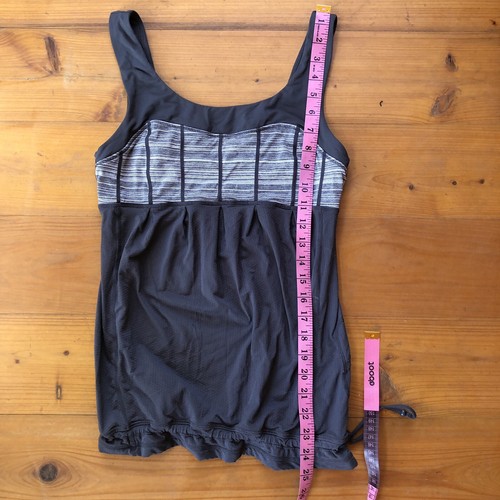 Lululemon Women's Tank Top Black White Heather Scoop Neck Ruching Bottom Small S - Picture 4 of 7